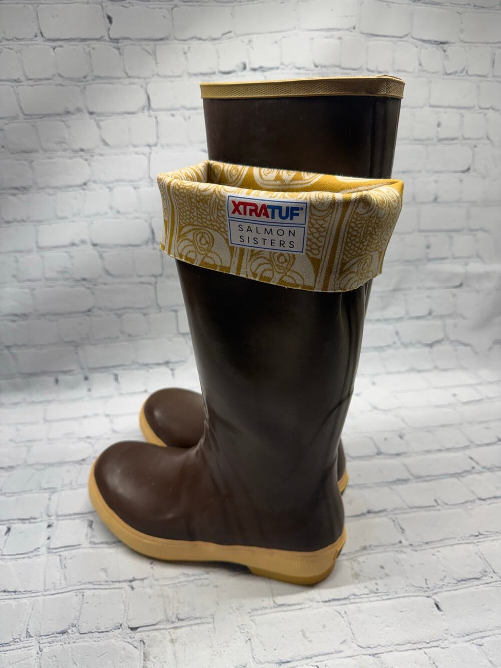 Xtratuf x Salmon Sisters Women's Brown Neoprene Fishing Boot Size 6